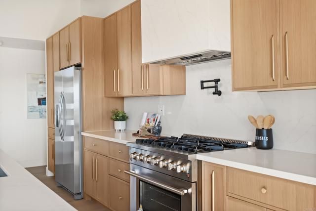 4821 Viane Way, San Diego, CA 92110