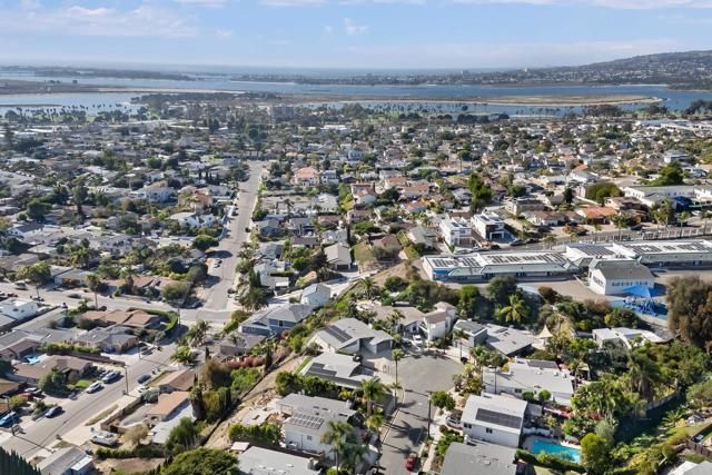 4821 Viane Way, San Diego, CA 92110