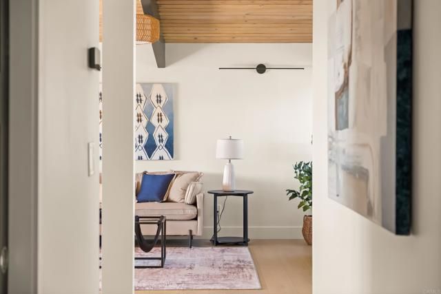 4821 Viane Way, San Diego, CA 92110