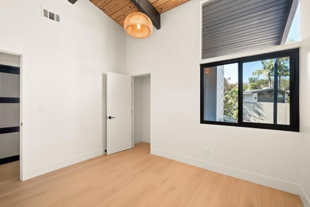 4821 Viane Way, San Diego, CA 92110