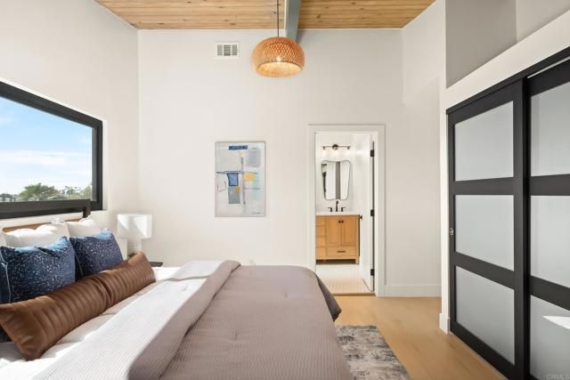 4821 Viane Way, San Diego, CA 92110