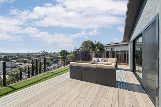 4821 Viane Way, San Diego, CA 92110