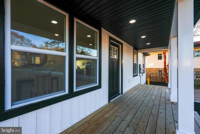 42 JOHNSON RD, Pasadena, MD 21122