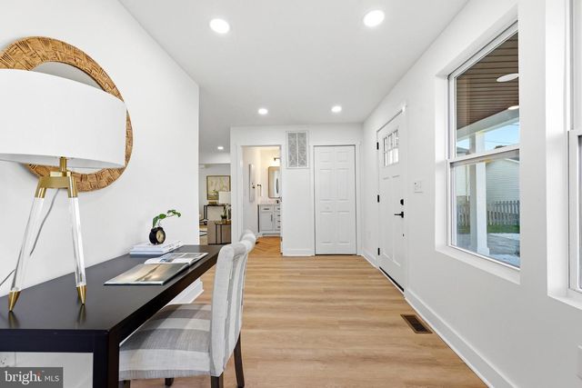 42 JOHNSON RD, Pasadena, MD 21122