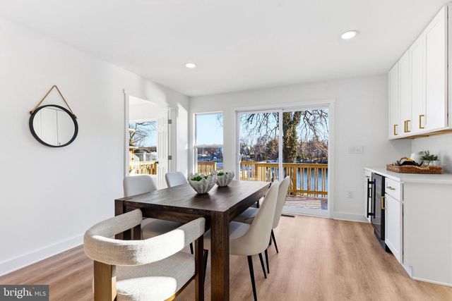 42 JOHNSON RD, Pasadena, MD 21122