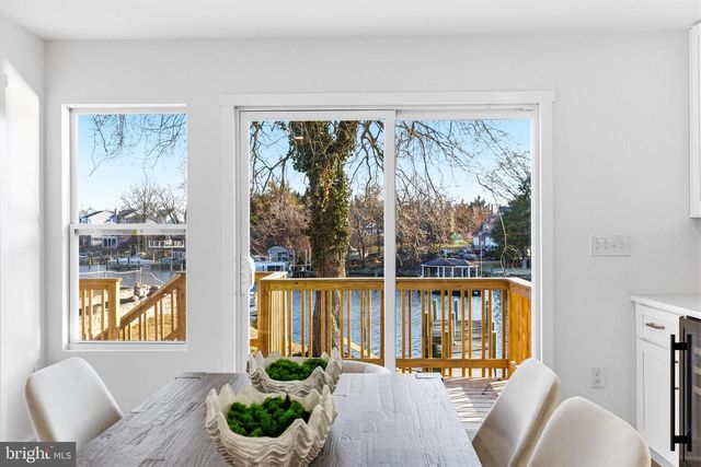 42 JOHNSON RD, Pasadena, MD 21122