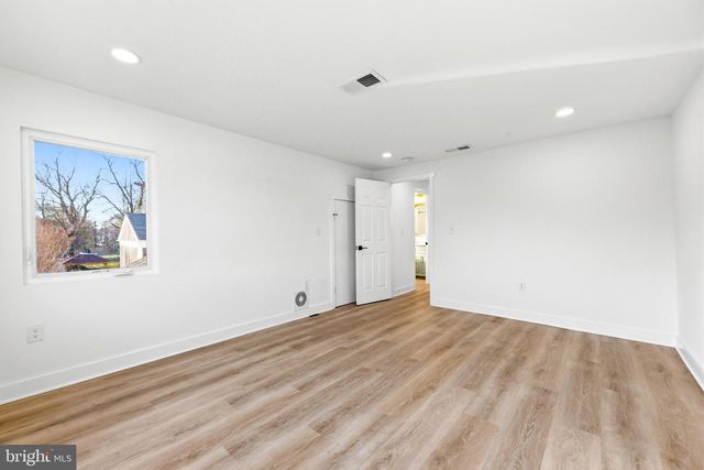 42 JOHNSON RD, Pasadena, MD 21122