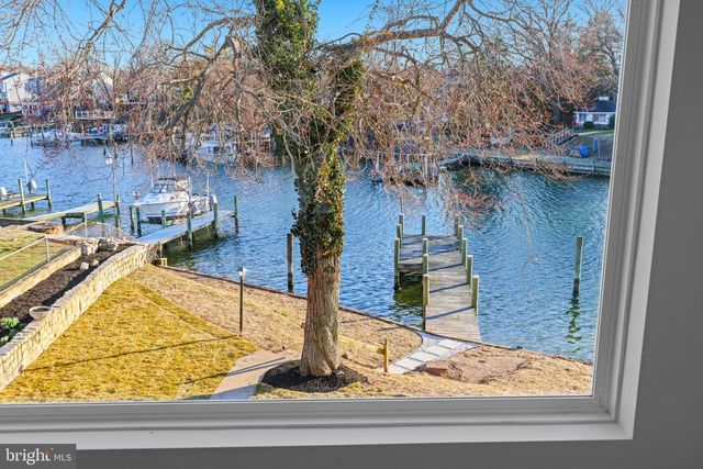 42 JOHNSON RD, Pasadena, MD 21122