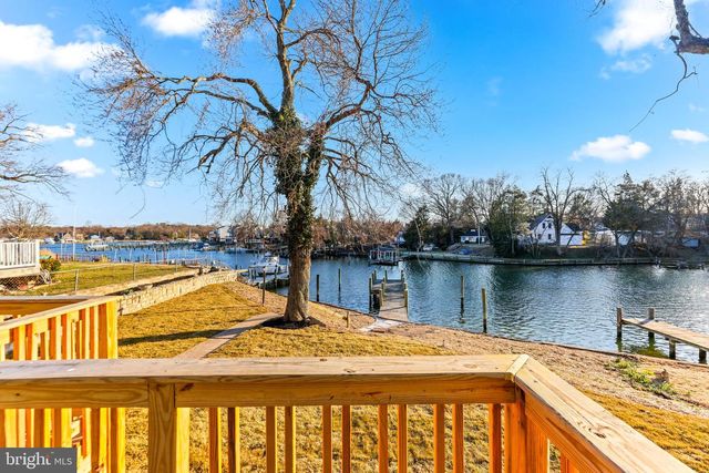 42 JOHNSON RD, Pasadena, MD 21122