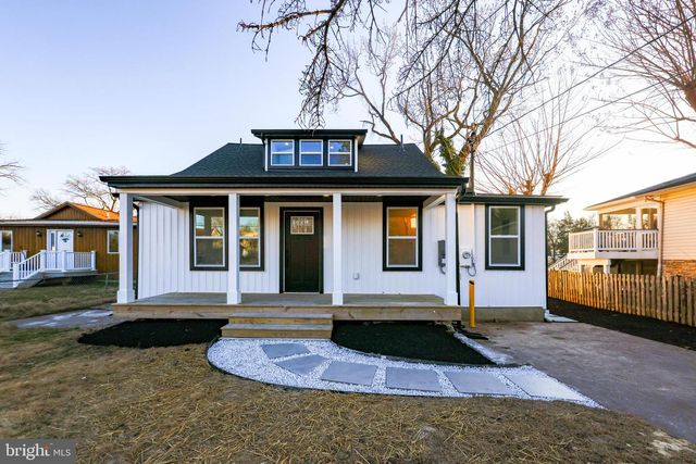 42 JOHNSON RD, Pasadena, MD 21122