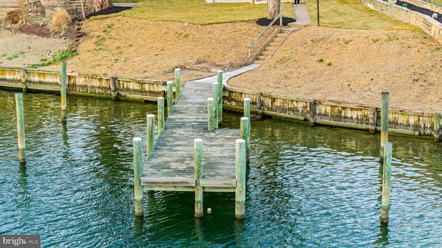 42 JOHNSON RD, Pasadena, MD 21122