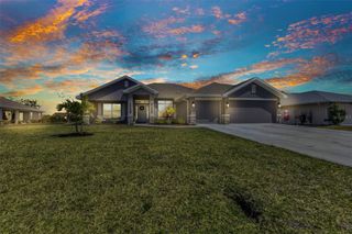 474 RIO DE JANEIRO AVENUE, Punta Gorda, FL 33983