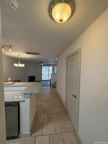 11815 Vance Jackson Rd Apt 3302, San Antonio, TX 78230
