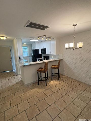 11815 Vance Jackson Rd Apt 3302, San Antonio, TX 78230