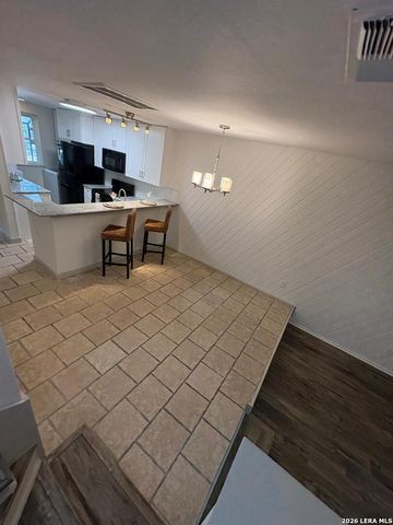 11815 Vance Jackson Rd Apt 3302, San Antonio, TX 78230