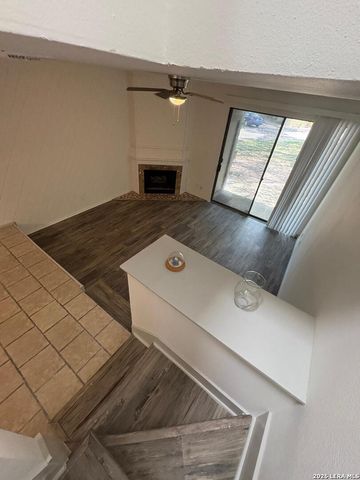 11815 Vance Jackson Rd Apt 3302, San Antonio, TX 78230