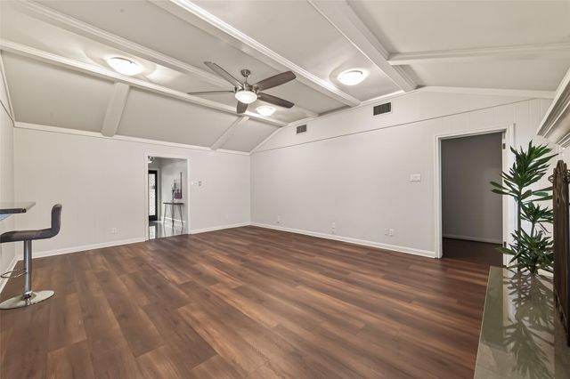 206 Briar Hill Drive, Houston, TX 77042