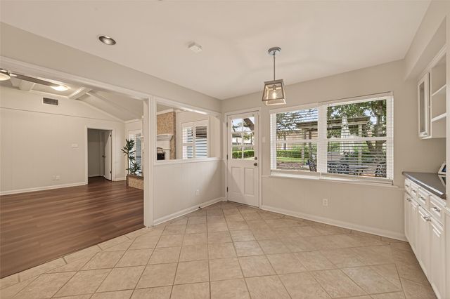 206 Briar Hill Drive, Houston, TX 77042