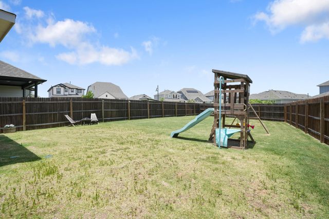 500 Pickrell LOOP, Liberty Hill, TX 78642