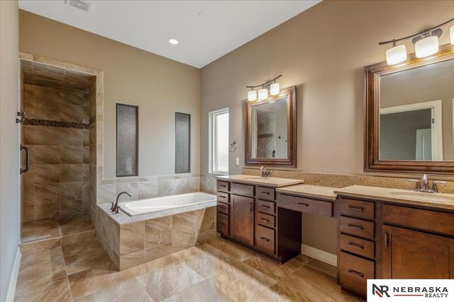 19002 Cuming Circle, Elkhorn, NE 68022