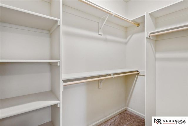 19002 Cuming Circle, Elkhorn, NE 68022