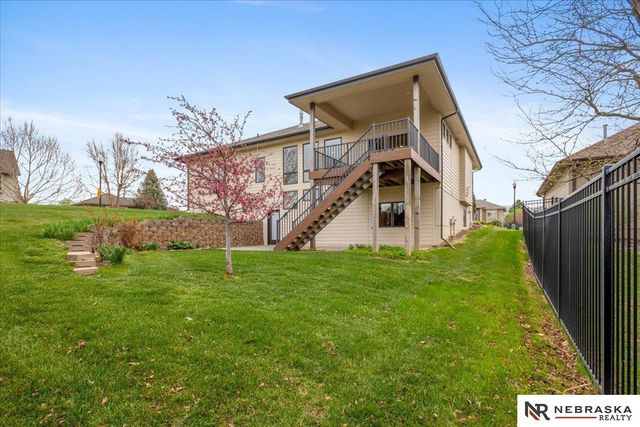 19002 Cuming Circle, Elkhorn, NE 68022
