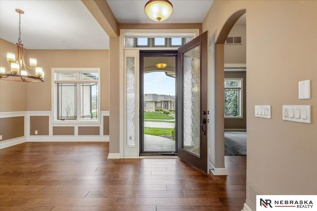 19002 Cuming Circle, Elkhorn, NE 68022