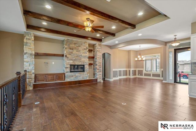 19002 Cuming Circle, Elkhorn, NE 68022