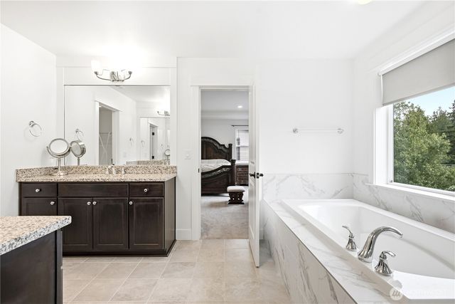 1488 243rd Place NE, Sammamish, WA 98074