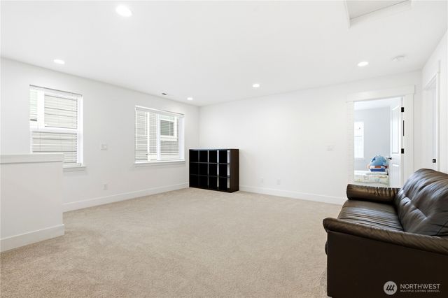 1488 243rd Place NE, Sammamish, WA 98074