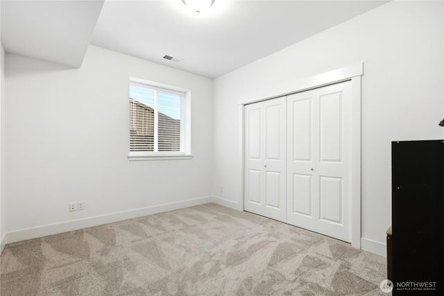 1488 243rd Place NE, Sammamish, WA 98074