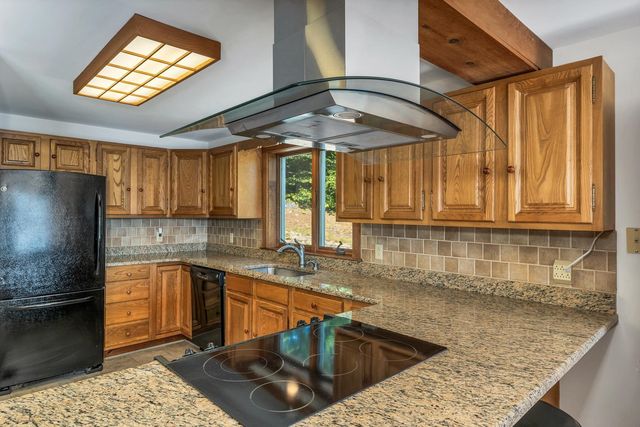 322 Concord Lane, Wakefield, NH 03830
