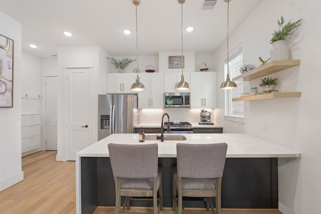 9015 Wellspring Drive, Houston, TX 77080