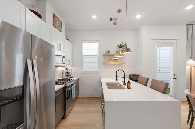 9015 Wellspring Drive, Houston, TX 77080