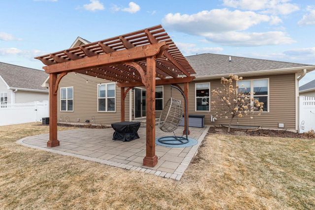 3427 TULIP TRAIL, Little Chute, WI 54913