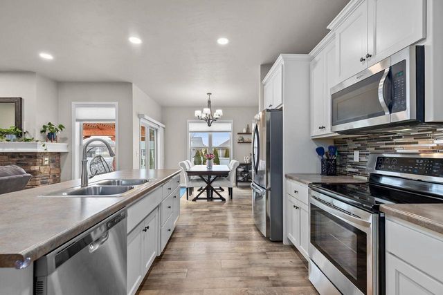 3427 TULIP TRAIL, Little Chute, WI 54913