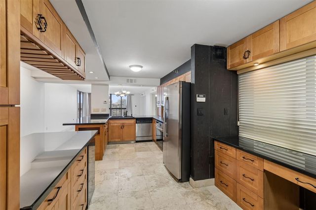 2413 BAYSHORE BOULEVARD 1904, Tampa, FL 33629