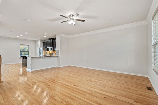 407 Fairmont Dr, Marshall, PA 15090