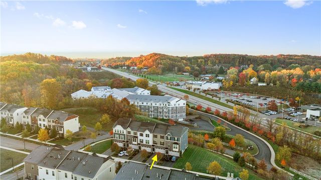 407 Fairmont Dr, Marshall, PA 15090