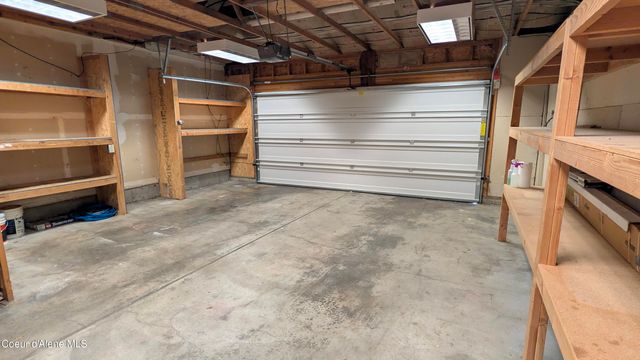 8671 W David ST, Rathdrum, ID 83858