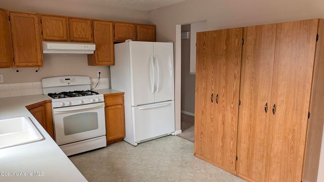 8671 W David ST, Rathdrum, ID 83858