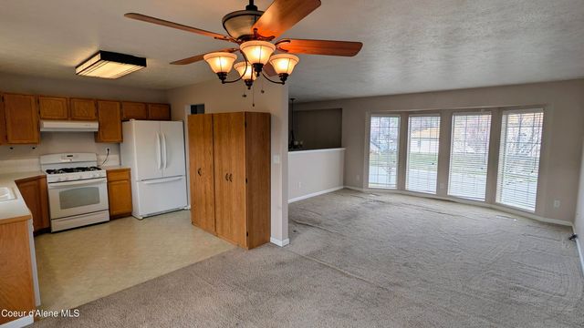8671 W David ST, Rathdrum, ID 83858