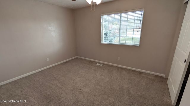8671 W David ST, Rathdrum, ID 83858