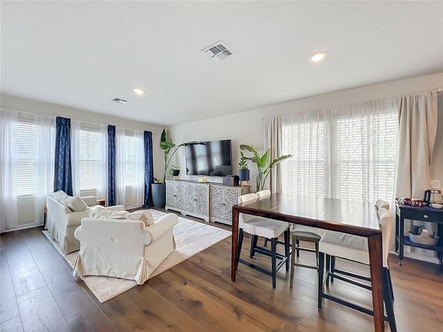 910 TROWMAN ALY, Winter Garden, FL 34787
