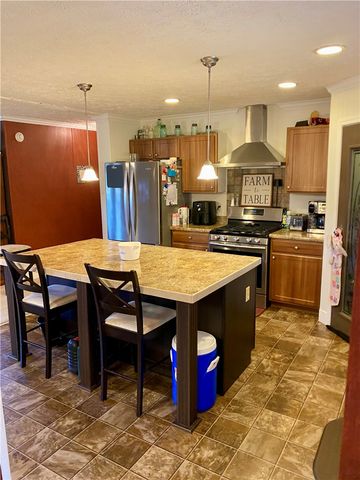 597 Sam Byrum Road, Iva, SC 29655