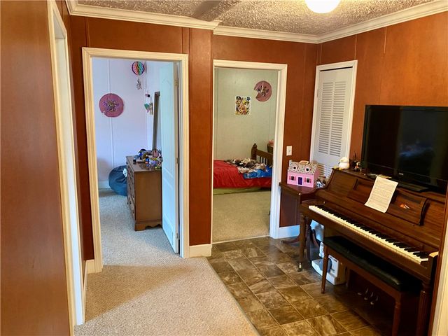 597 Sam Byrum Road, Iva, SC 29655