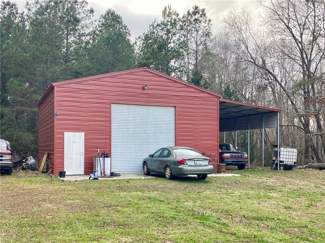 597 Sam Byrum Road, Iva, SC 29655