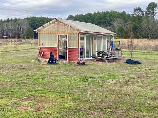 597 Sam Byrum Road, Iva, SC 29655