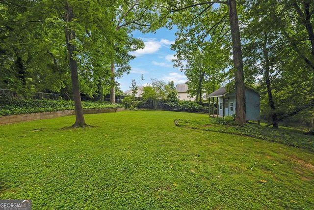 4916 Oak Grove Drive, Sugar Hill, GA 30518