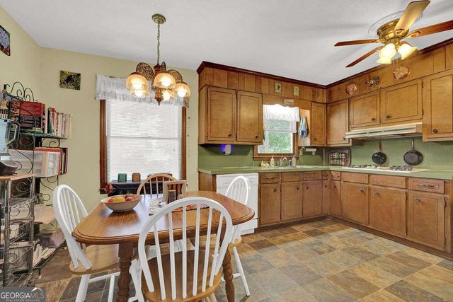 4916 Oak Grove Drive, Sugar Hill, GA 30518